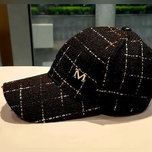 NEW Black Tweed Cap with M Logo